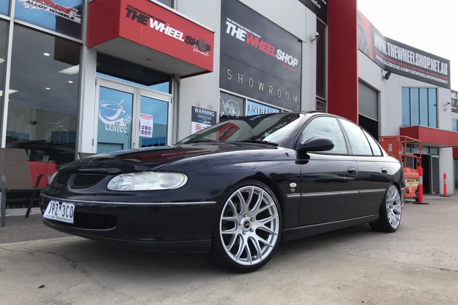 Mag wheels on sale for vf commodore